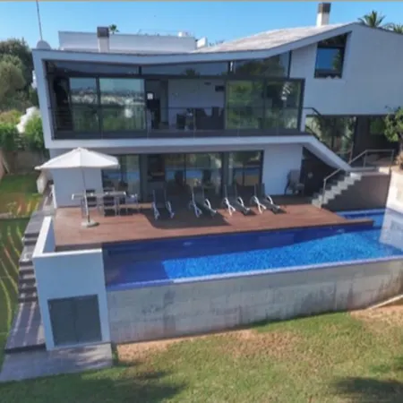 Villa With 3 Bedrooms In Cala Llonga With Private Pool Enclosed Garden And Wifi 3 Km From The Beach Villa