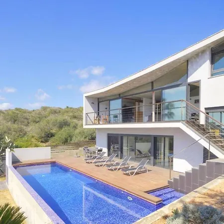 Willa Villa With 3 Bedrooms In Cala Llonga With Private Pool Enclosed Garden And Wifi 3 Km From The Beach Mahón