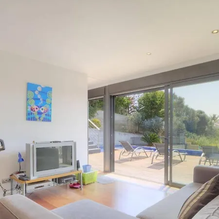 Villa With 3 Bedrooms In Cala Llonga With Private Pool Enclosed Garden And Wifi 3 Km From The Beach *
