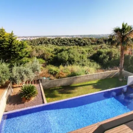 Villa With 3 Bedrooms In Cala Llonga With Private Pool Enclosed Garden And Wifi 3 Km From The Beach Willa *