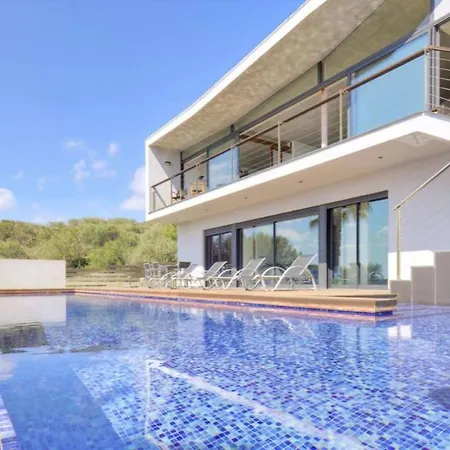 Villa With 3 Bedrooms In Cala Llonga With Private Pool Enclosed Garden And Wifi 3 Km From The Beach *